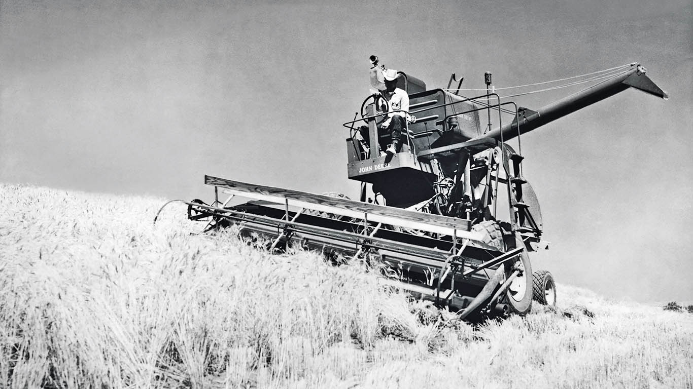 1954 Θεριζοαλωνιστική Hillside